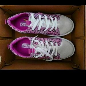Keds girls pink leopard sneaker